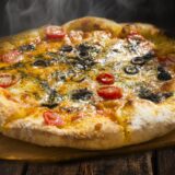 06｜トマト＆オリーブピザ